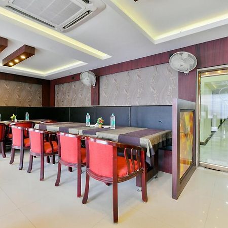 Oyo 1889 Hotel Aj Park Alappuzha Exteriér fotografie