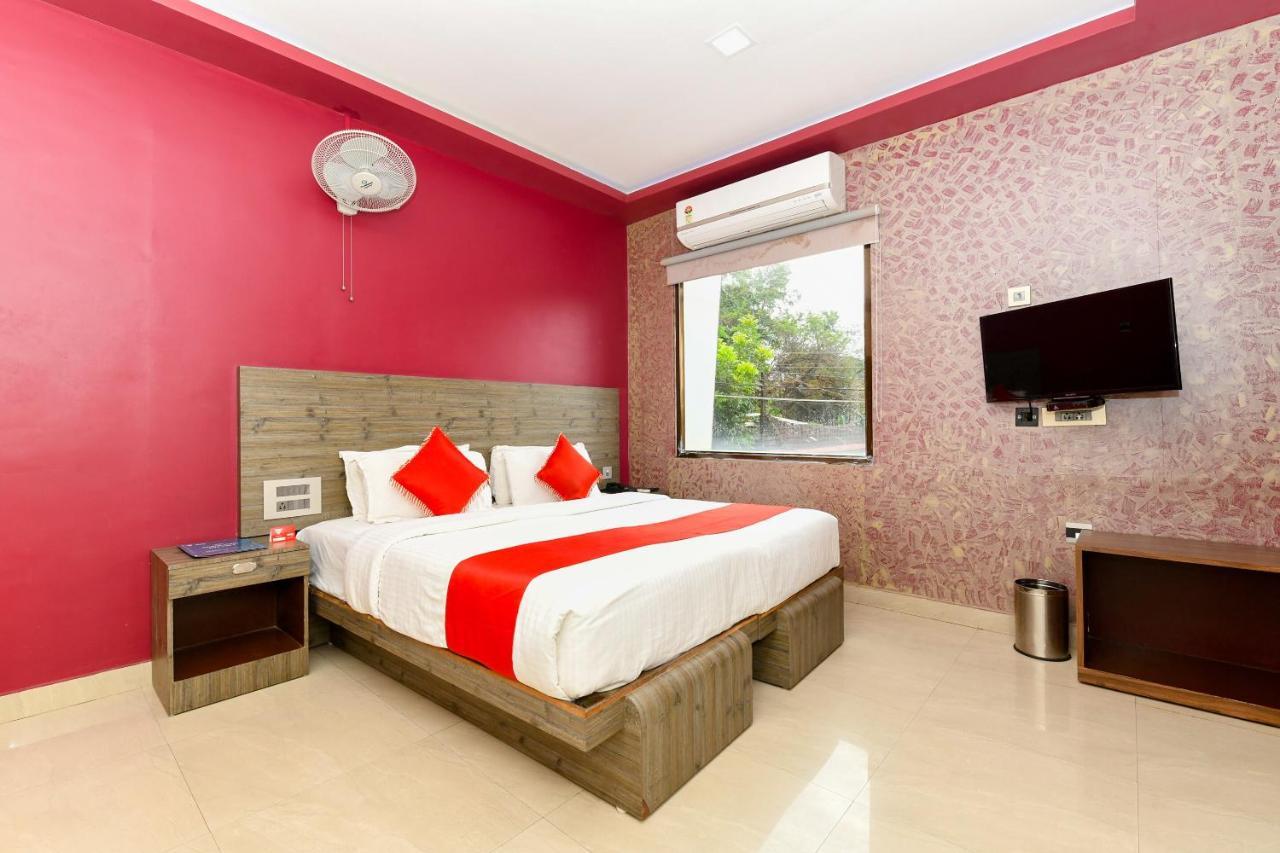 Oyo 1889 Hotel Aj Park Alappuzha Exteriér fotografie