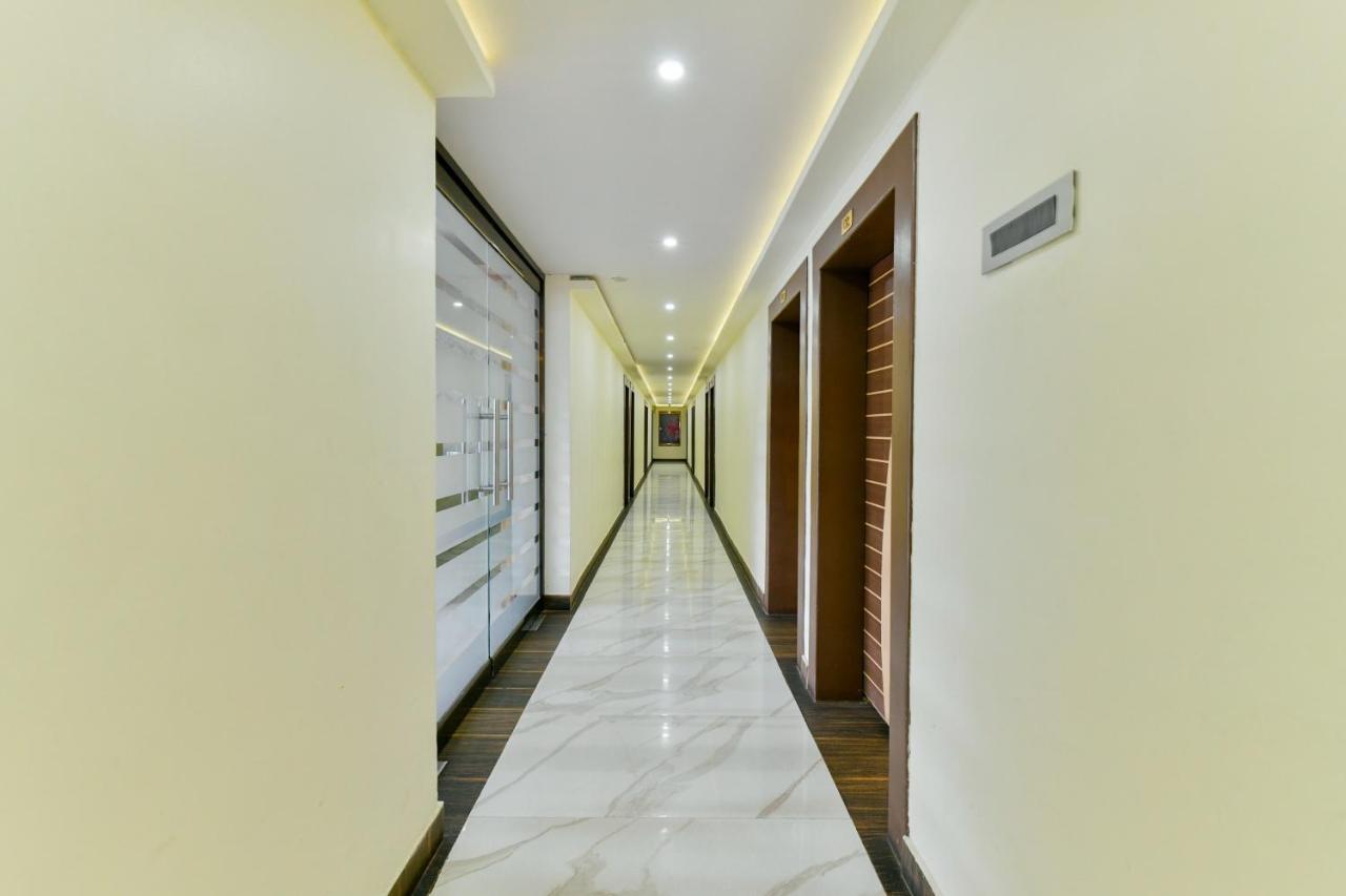 Oyo 1889 Hotel Aj Park Alappuzha Exteriér fotografie