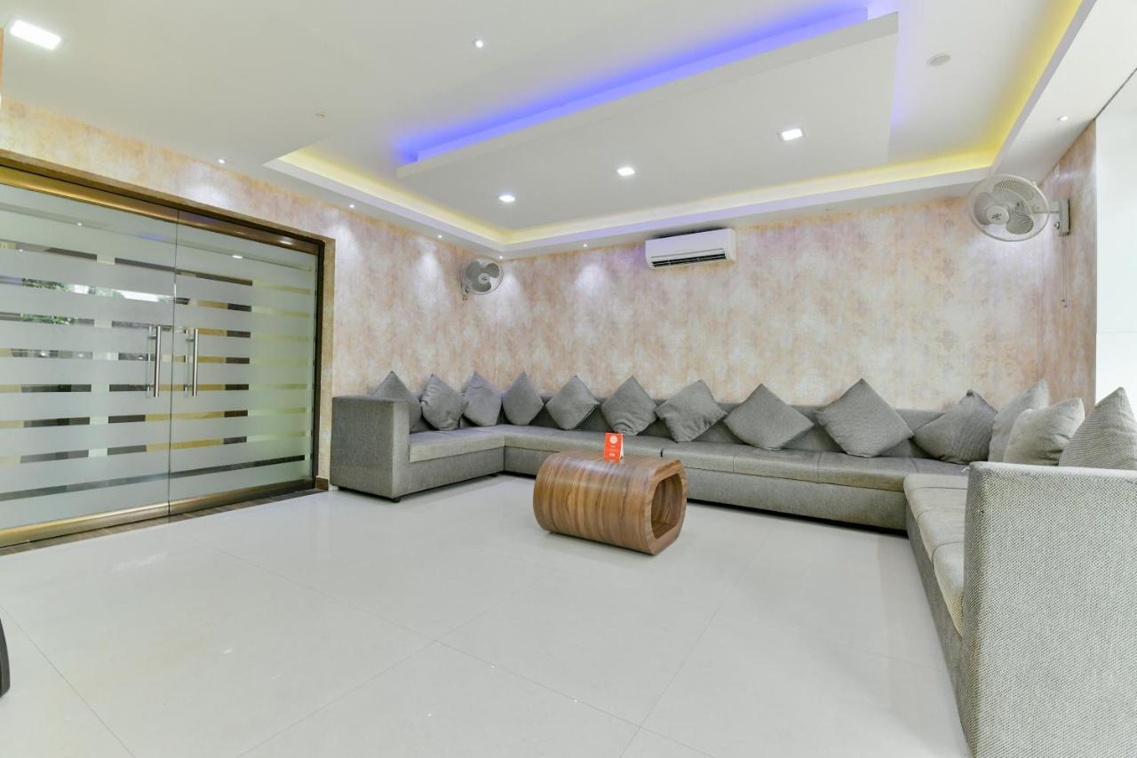 Oyo 1889 Hotel Aj Park Alappuzha Exteriér fotografie