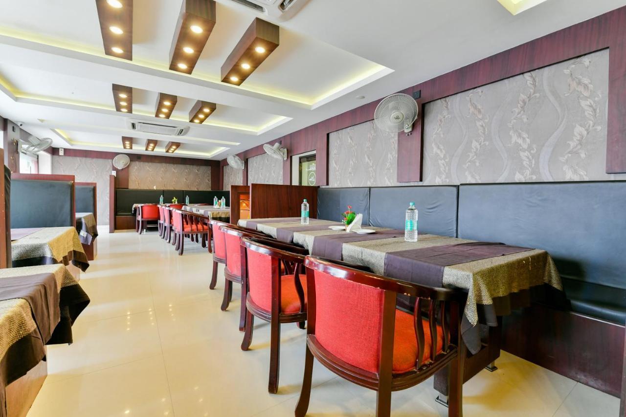 Oyo 1889 Hotel Aj Park Alappuzha Exteriér fotografie