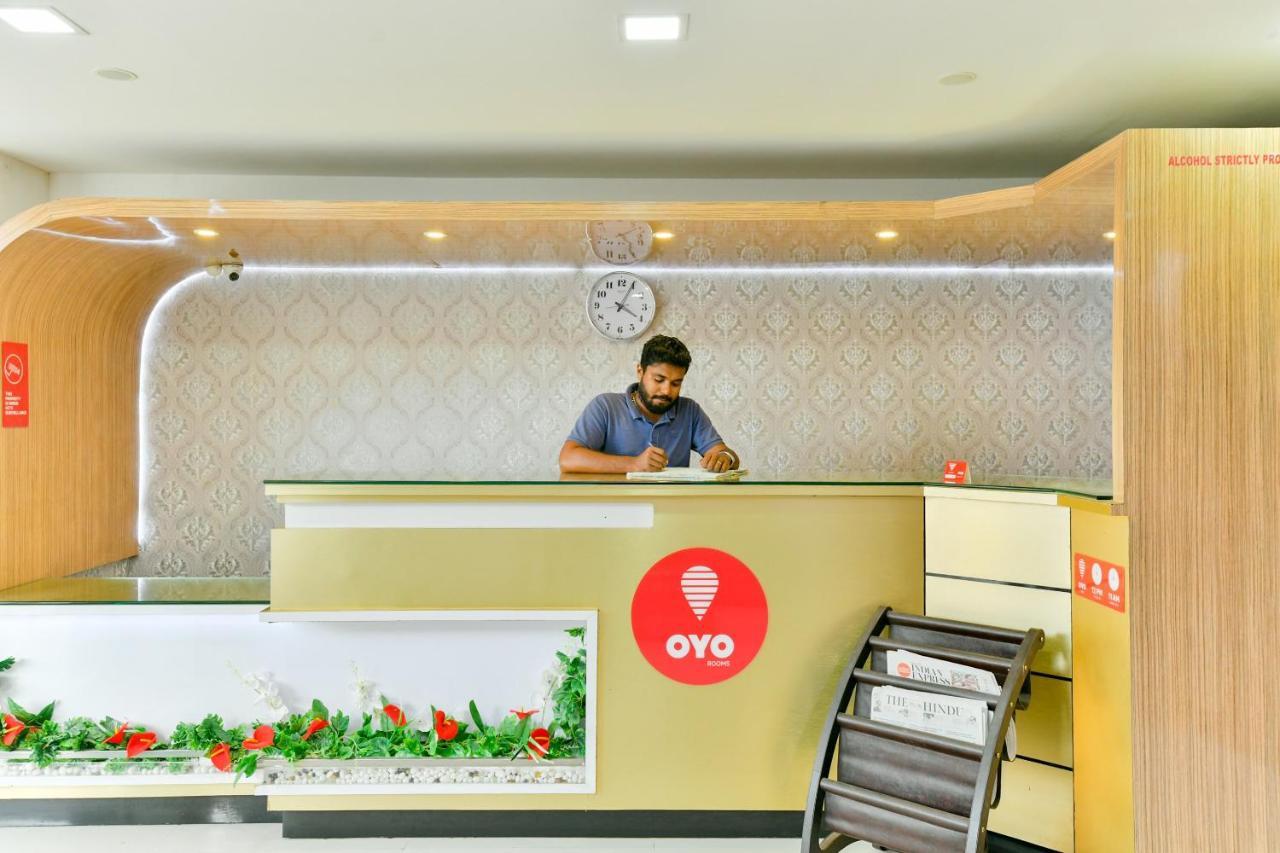 Oyo 1889 Hotel Aj Park Alappuzha Exteriér fotografie